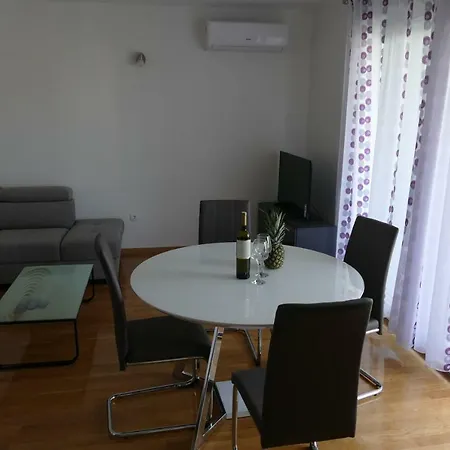 Urban With Heated Pool Apartamento