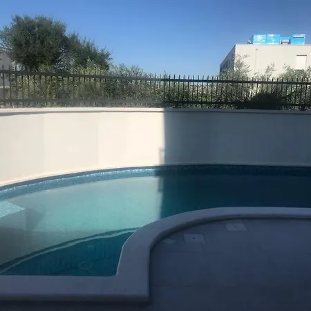 Apartamento Urban With Heated Pool